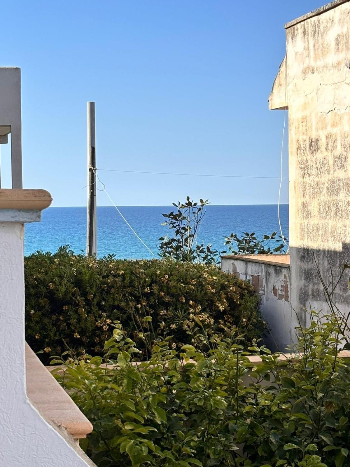Villa Ranieri-Casa Con Vista A Campo Di Mare Torre San Gennaro Exterior photo